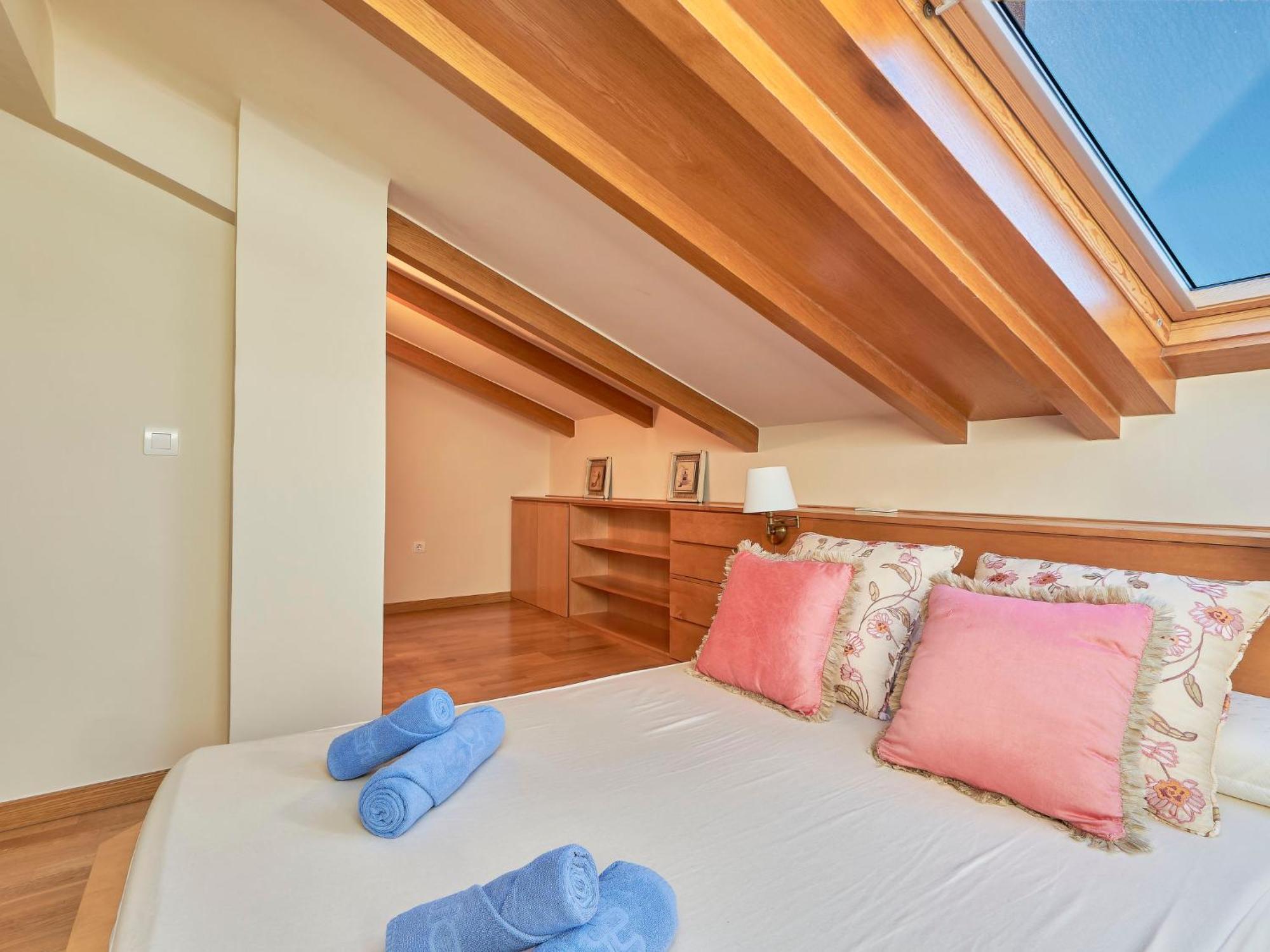 Apartamento Duplex Milla De Oro By Interhome *